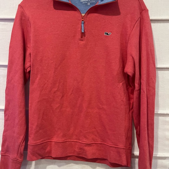 Vineyard Vines Sweaters - Vineyard Vines half zip coral pullover. NWOT